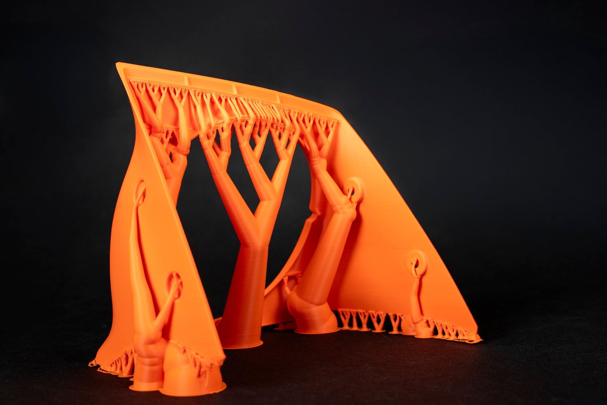 Extreme overhangs printed without supports