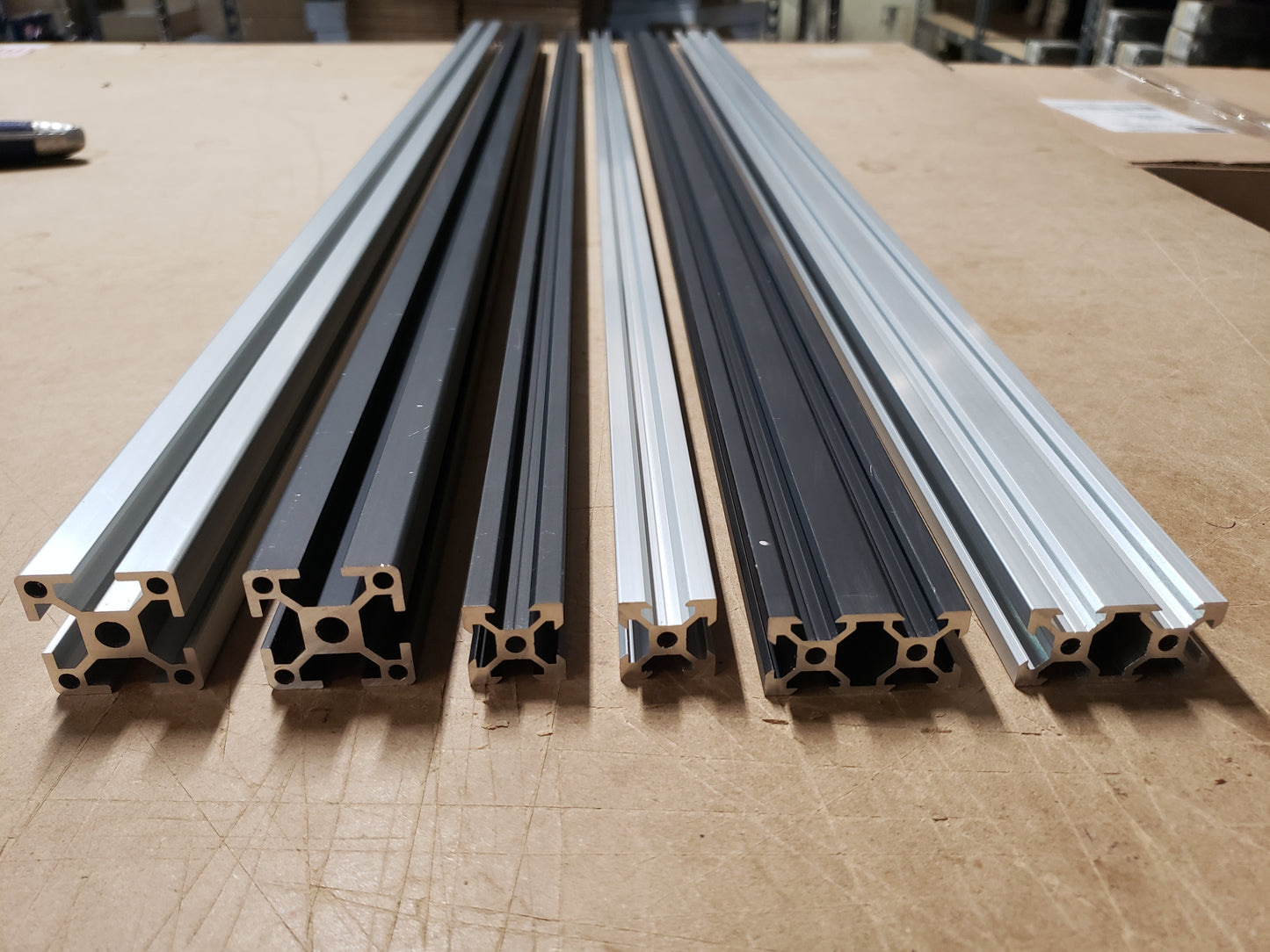 V-Rail Extrusion 2020 and 2040 (EOL)